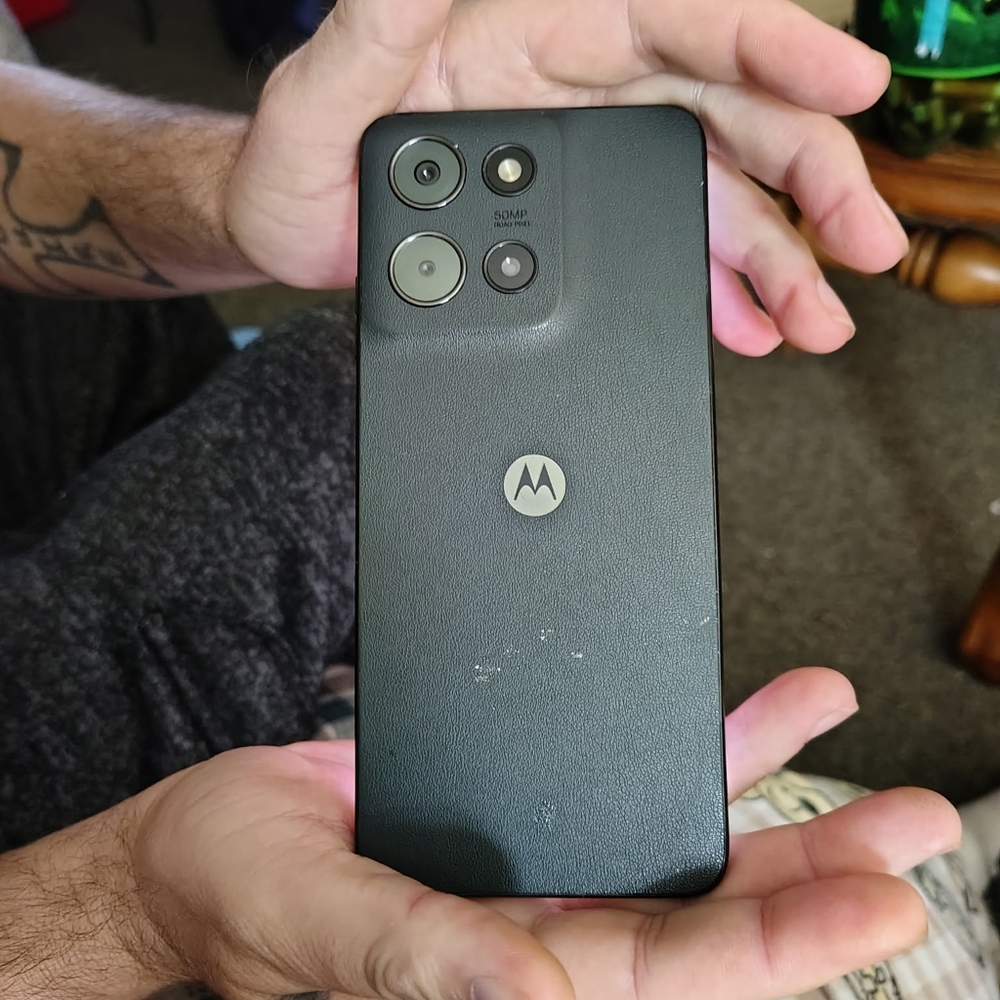Motorola Dual Camera Black Smartphone